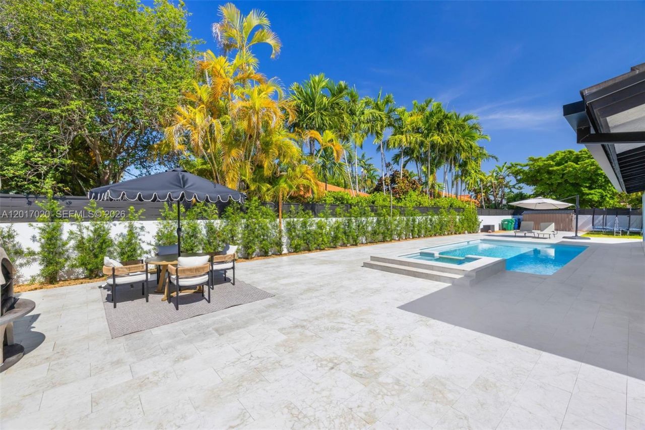 3352 SW 110th Ave, Miami, FL 33165 Photo