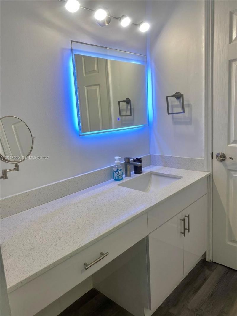 6820 Indian Creek Dr, Unit 9C, Miami Beach, FL 33141 Photo