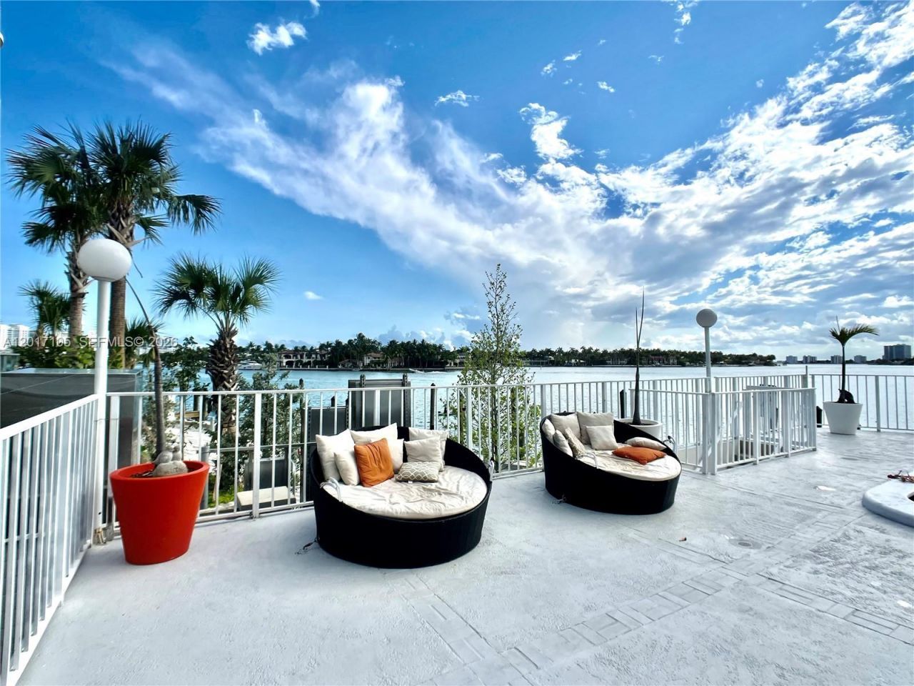 6820 Indian Creek Dr, Unit 9C, Miami Beach, FL 33141 Photo
