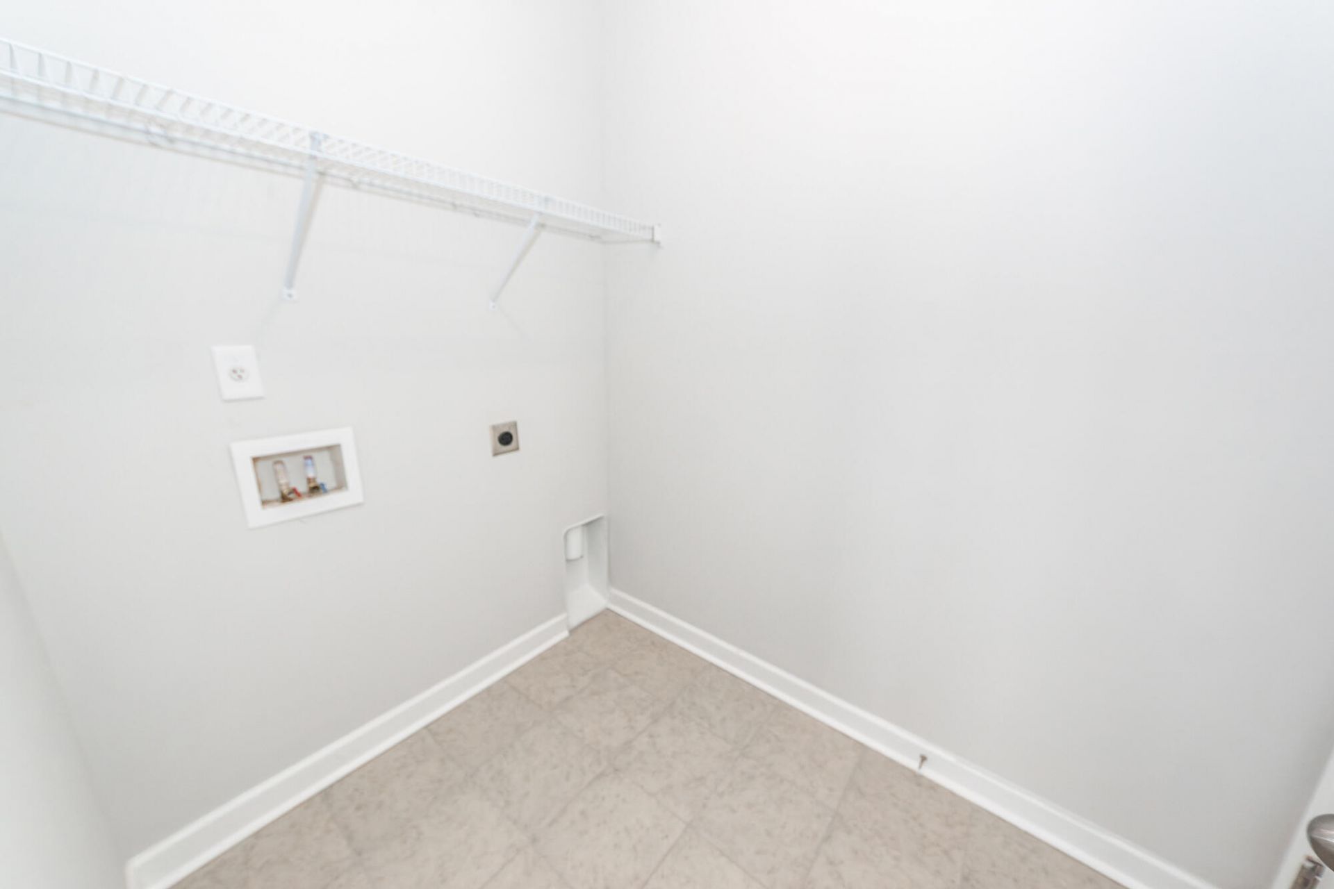 321 Killarney Trail Photo 18