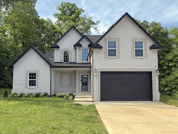 2240 Dottie Ln , Clarksville, TN 37043