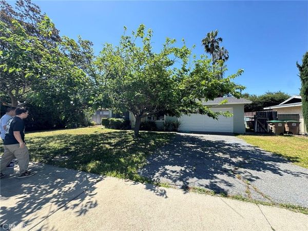 346 Victoria Place, Claremont, CA 91711