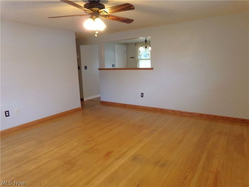 317 Wrexham Avenue SW, Massillon, OH 44646 Photo 10