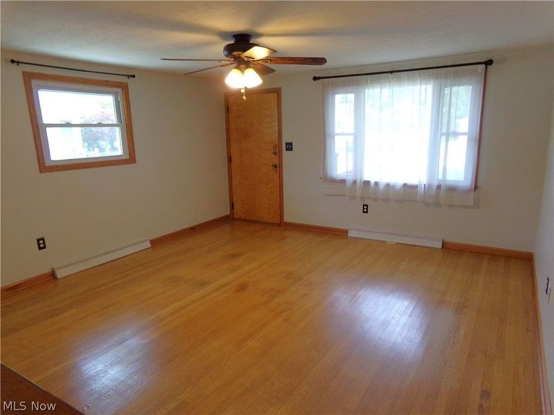 317 Wrexham Avenue SW, Massillon, OH 44646 Photo 9