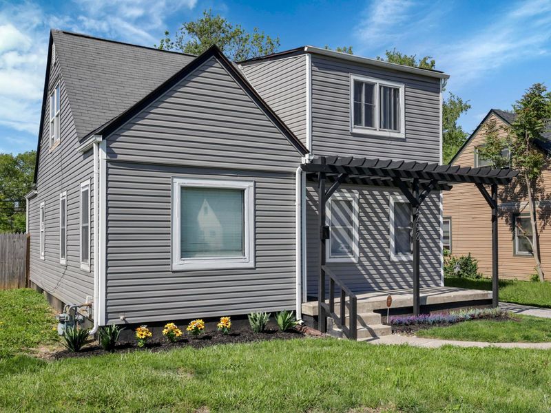 2298 Holt Avenue, Columbus, OH 43219 Photo 1