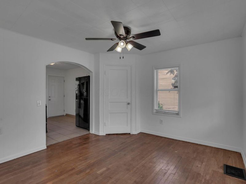 2298 Holt Avenue, Columbus, OH 43219 Photo 8