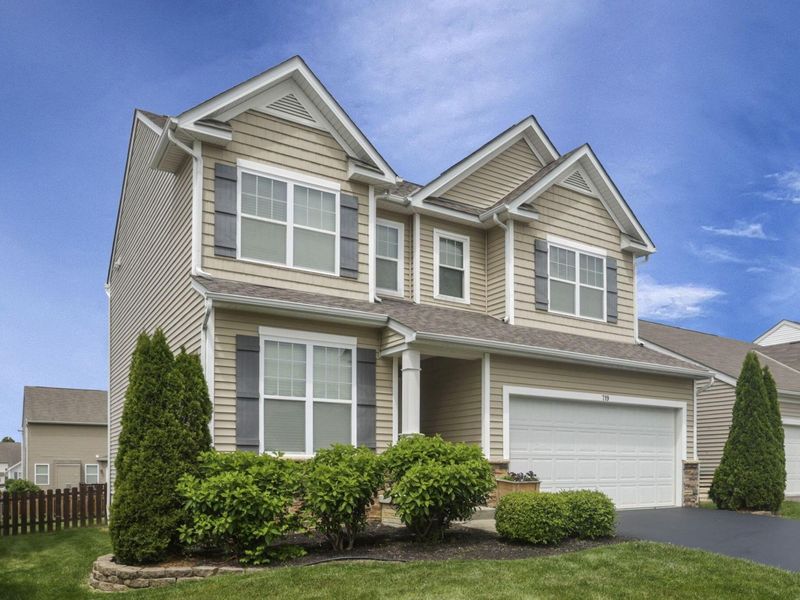 719 Flowering Cherry Court, Blacklick, OH 43004 Photo 4