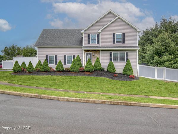 266 Susquehannock Drive, Jenkins Township, PA 18702