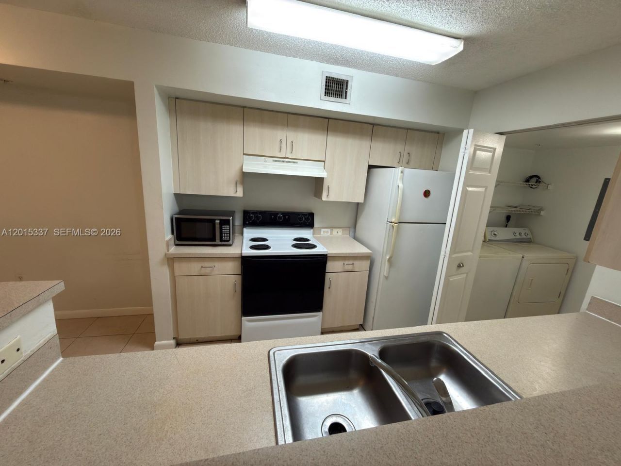 11133 SW 8th St , Unit 102, Pembroke Pines, FL 33025 Photo
