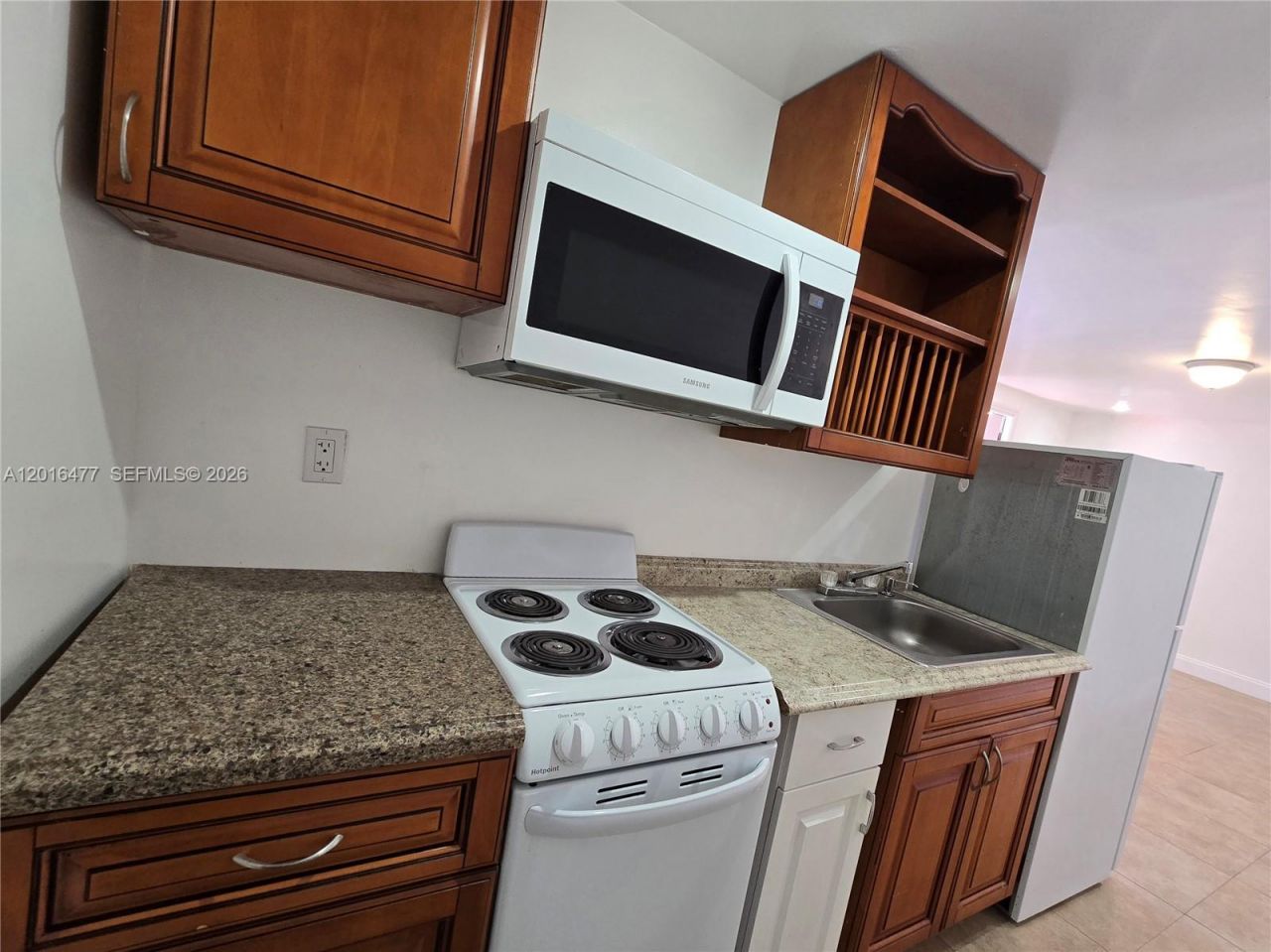 2957 SW 36th Ct, Unit 4, Miami, FL 33133 Photo