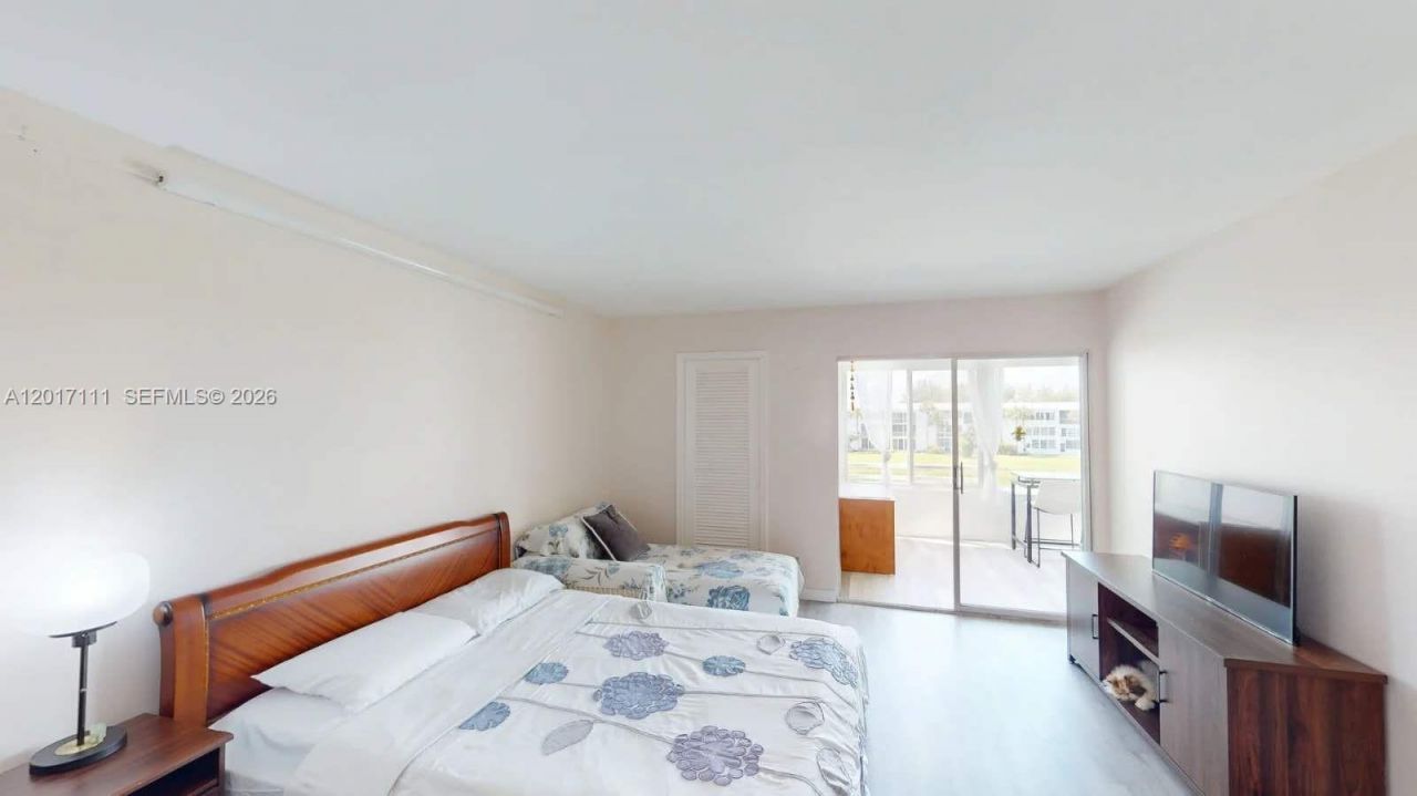 325 Wellington G , Unit G, West Palm Beach, FL 33417 Photo