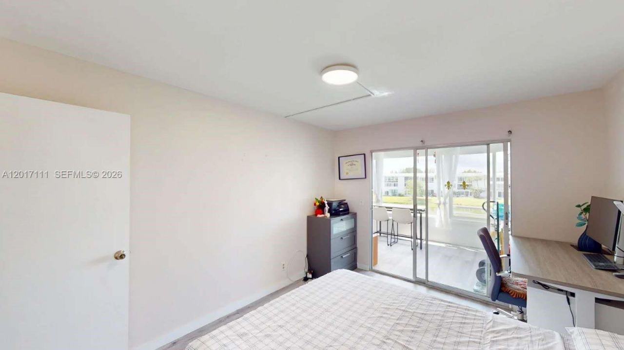 325 Wellington G , Unit G, West Palm Beach, FL 33417 Photo