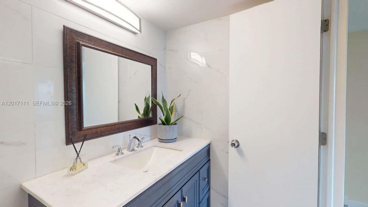 325 Wellington G , Unit G, West Palm Beach, FL 33417 Photo