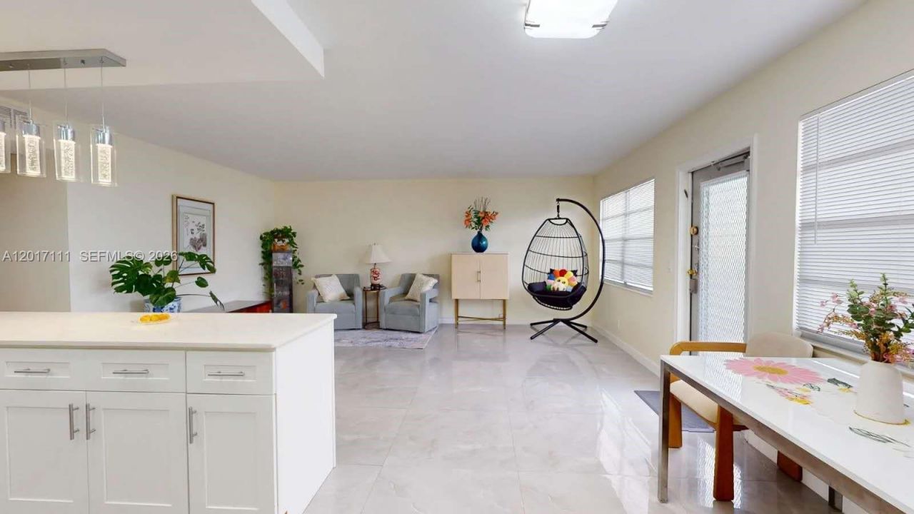 325 Wellington G , Unit G, West Palm Beach, FL 33417 Photo