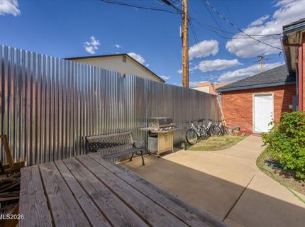 1025 Locust Street, Reno, NV 89502 Photo