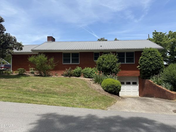 510 Marshall Street, Sevierville, TN 37862