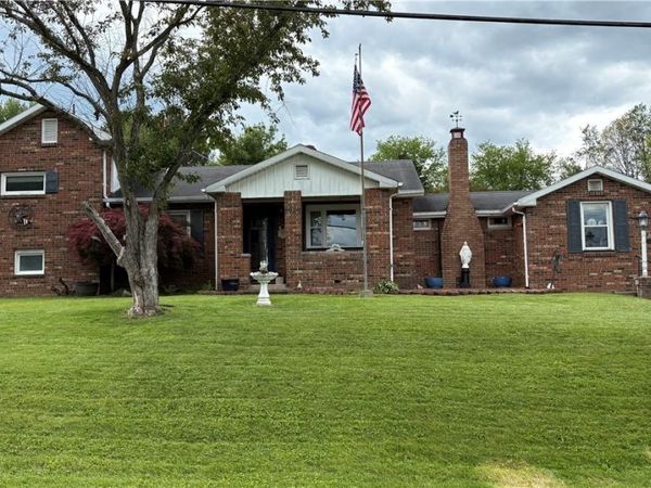1213 Oakwood Street , East Liverpool, OH 43920