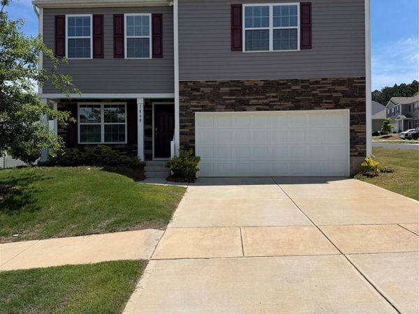 7868 Whispering Stream Drive, Sherrills Ford, NC 28673