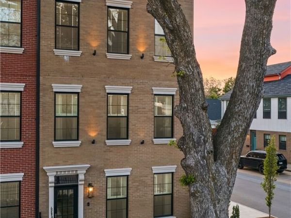 500 SW B Street, Unit 1, Bentonville, AR 72712