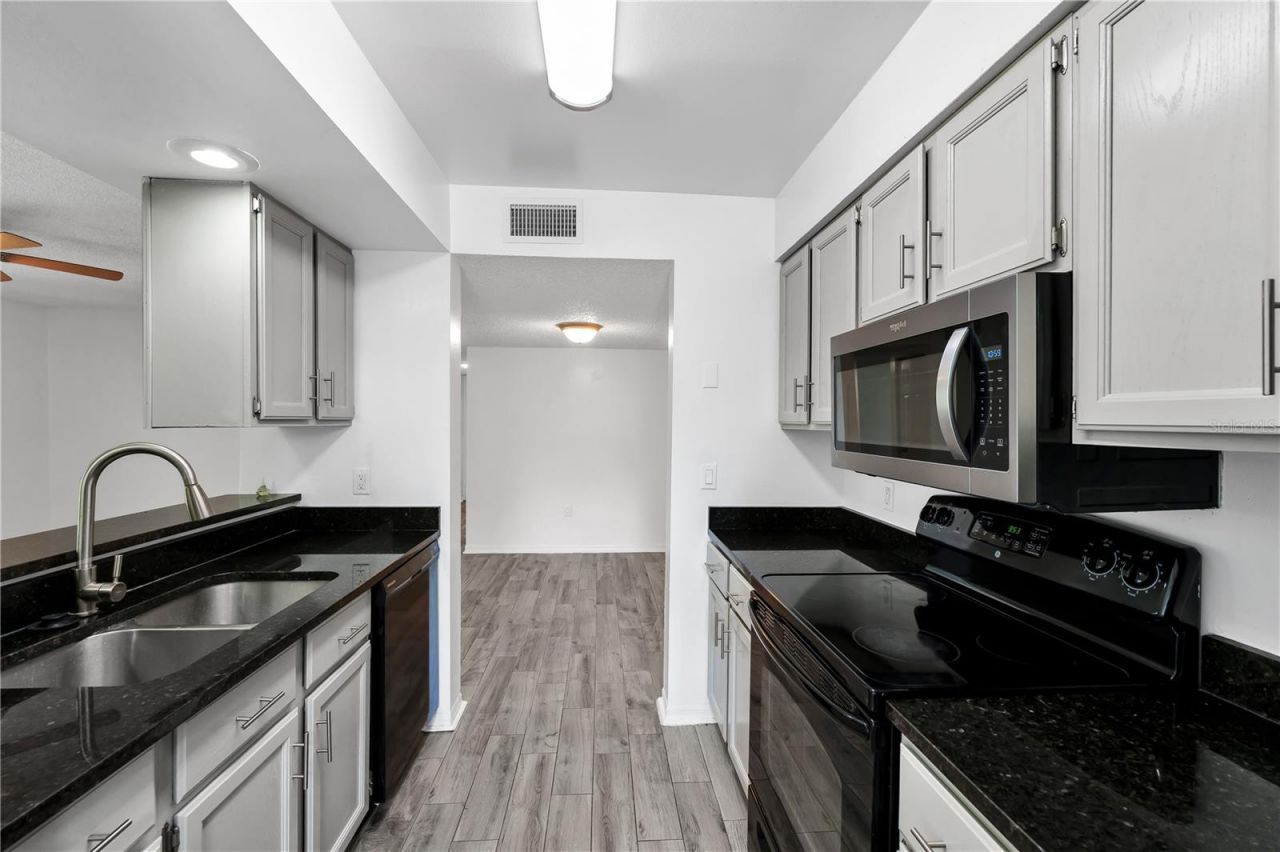 196 Riverbend Drive , Unit 102, Altamonte Springs, FL 32714 Photo