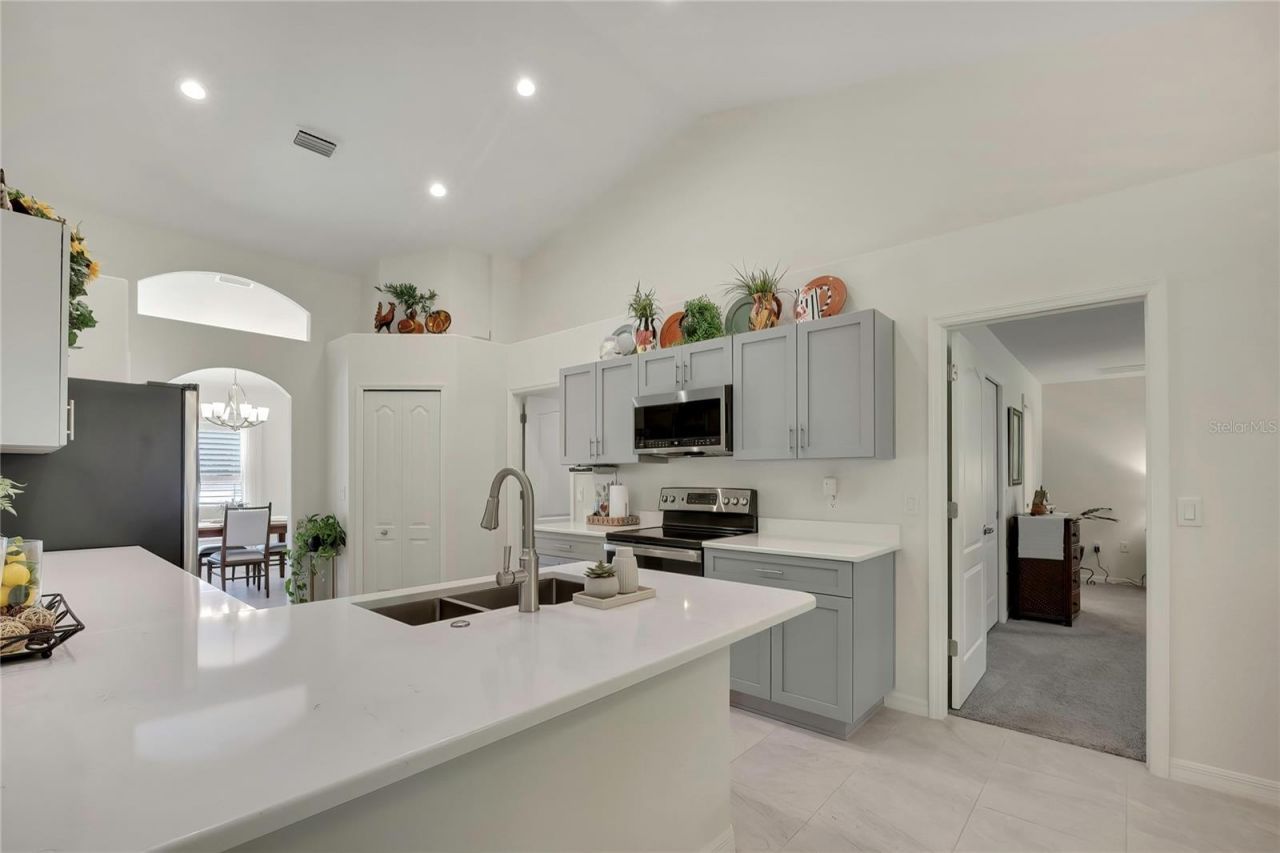 14108 Mulkerin Drive, Weeki Wachee, FL 34614 Photo