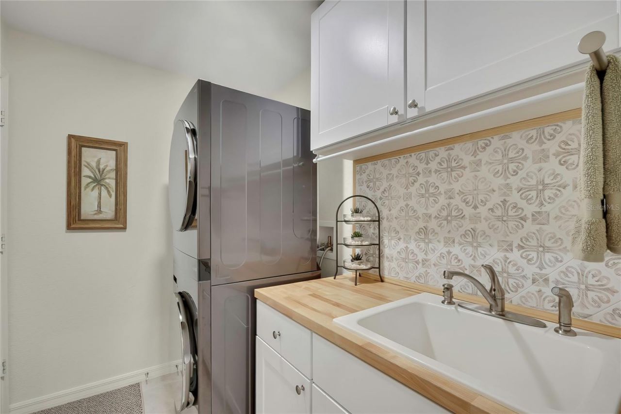 14108 Mulkerin Drive, Weeki Wachee, FL 34614 Photo