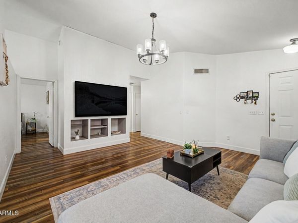 3715 W CHAMA Drive, Glendale, AZ 85310