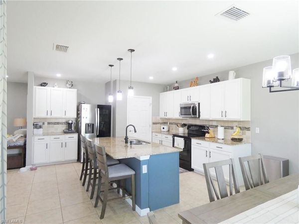 4630 SW 16th PL , CAPE CORAL, FL 33914
