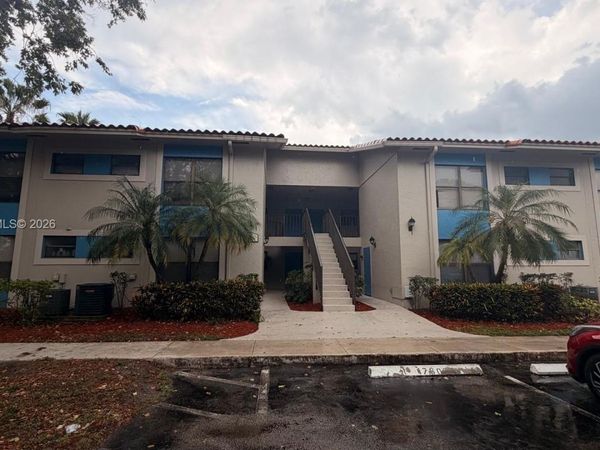 1760 Windorah Way, Unit H, West Palm Beach, FL 33411