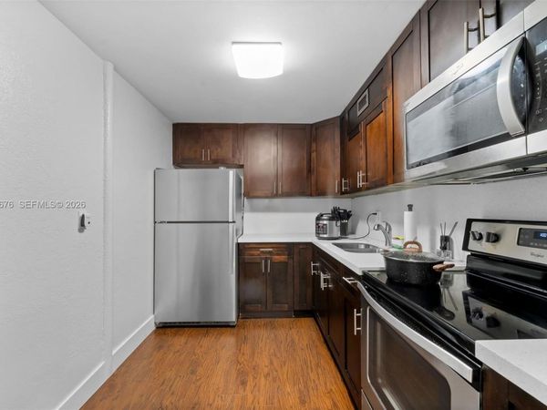 1800 Sans Souci , Unit 332, North Miami, FL 33181