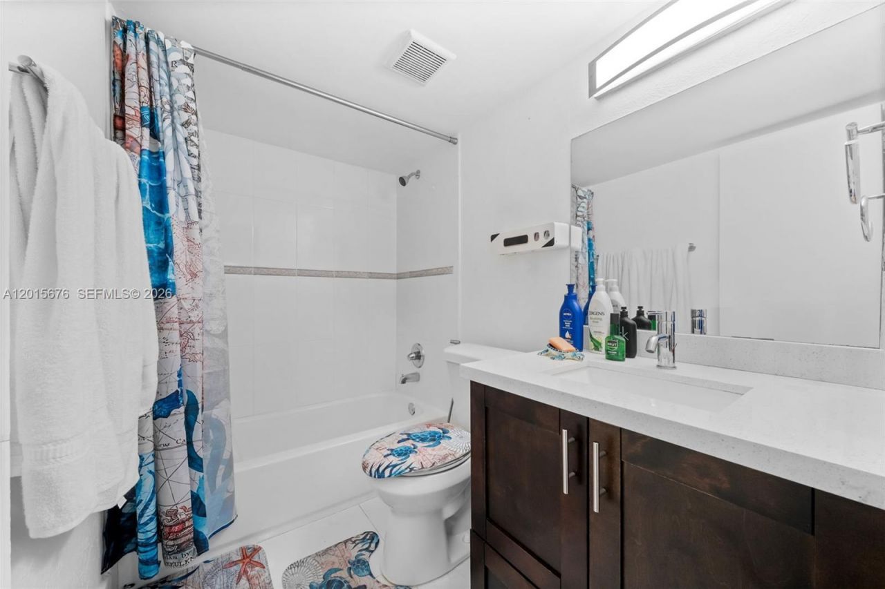 1800 Sans Souci , Unit 332, North Miami, FL 33181 Photo