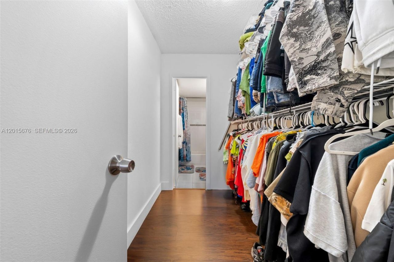 1800 Sans Souci , Unit 332, North Miami, FL 33181 Photo