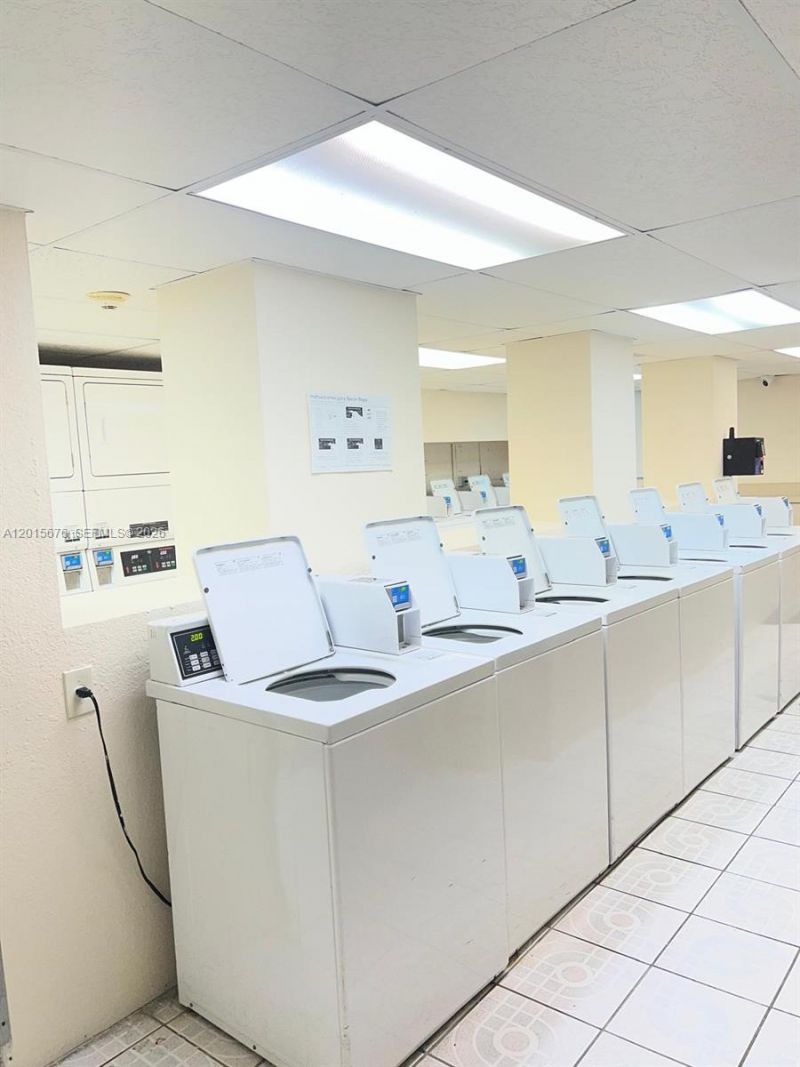 1800 Sans Souci , Unit 332, North Miami, FL 33181 Photo