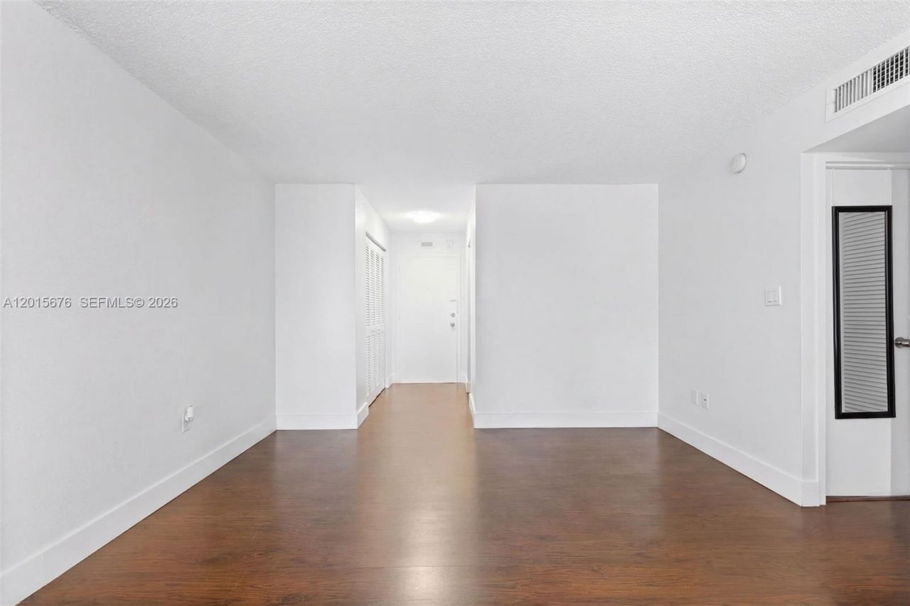 1800 Sans Souci , Unit 332, North Miami, FL 33181 Photo