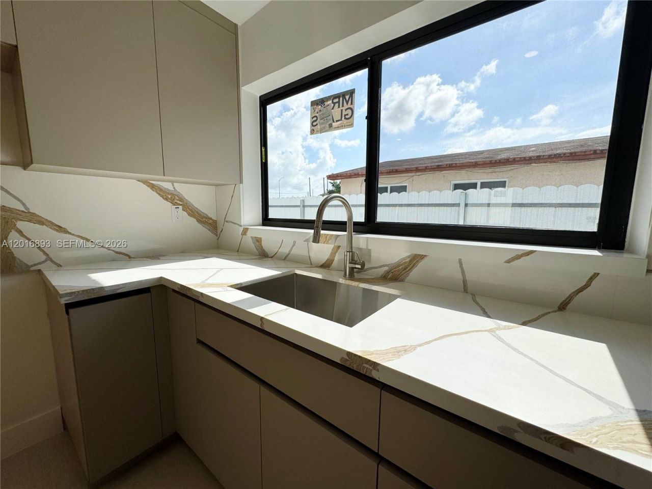 2250 NW 170th St , Miami Gardens, FL 33056 Photo