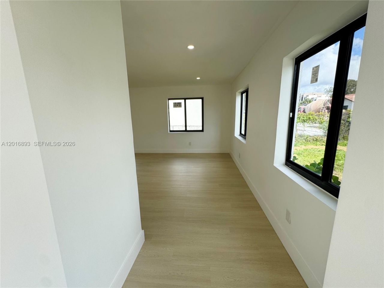 2250 NW 170th St , Miami Gardens, FL 33056 Photo