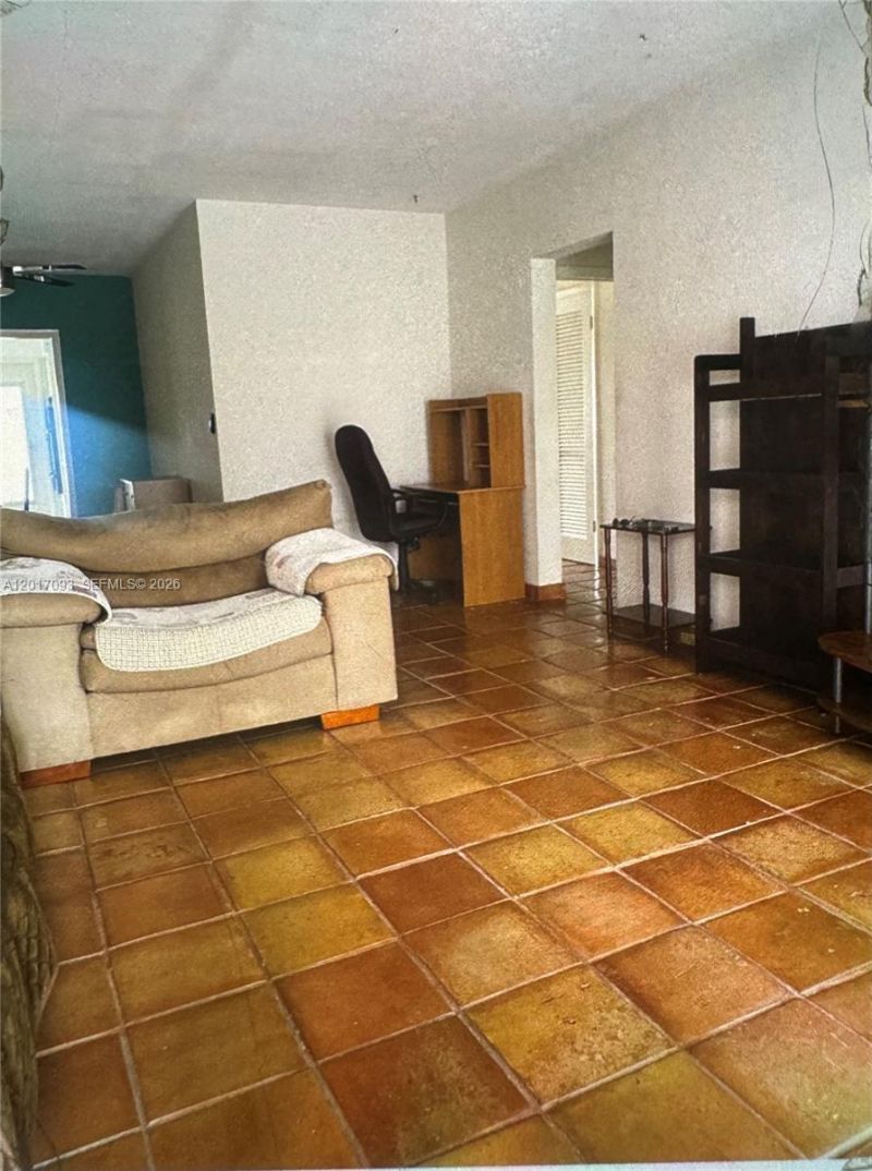 7921 East Drive, Unit 8, North Bay Village, FL 33141 Photo