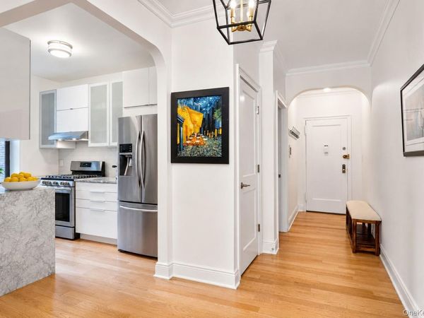 21 Barstow Road , Unit 2K, Great Neck, NY 11021