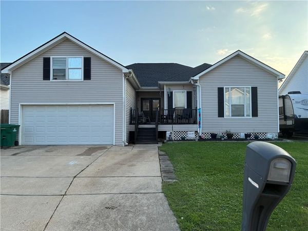 306 NOTTAWAY Drive , Destrehan, LA 70047