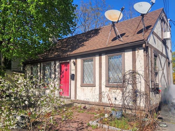 1429 Pleasant St., Weymouth, MA 02189