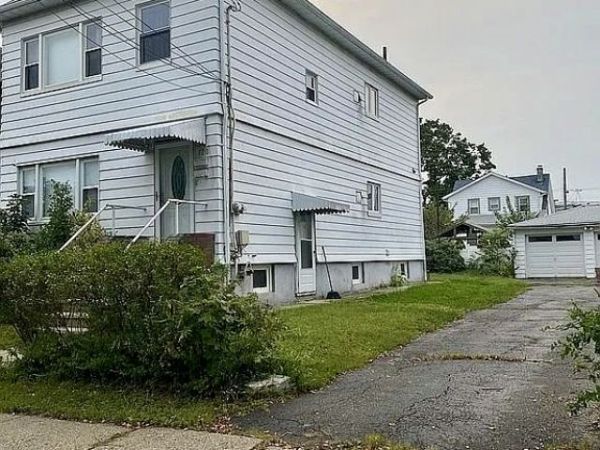 120 Orono St, Clifton, NJ 07013