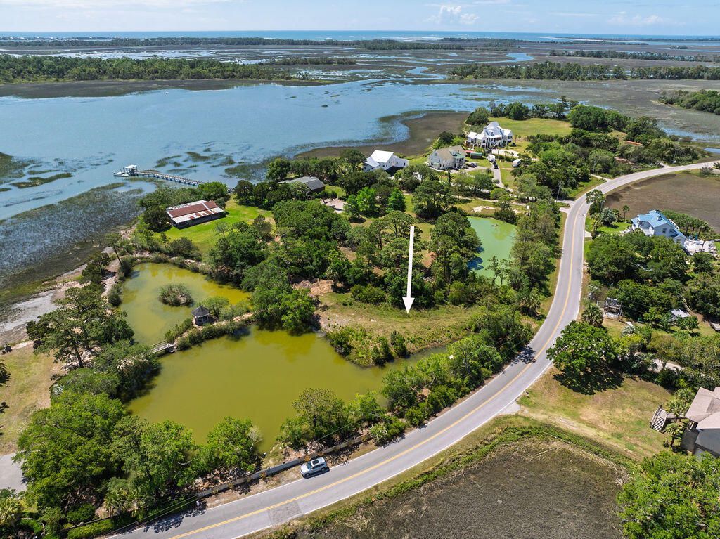 2363 Sol Legare Road Photo 10