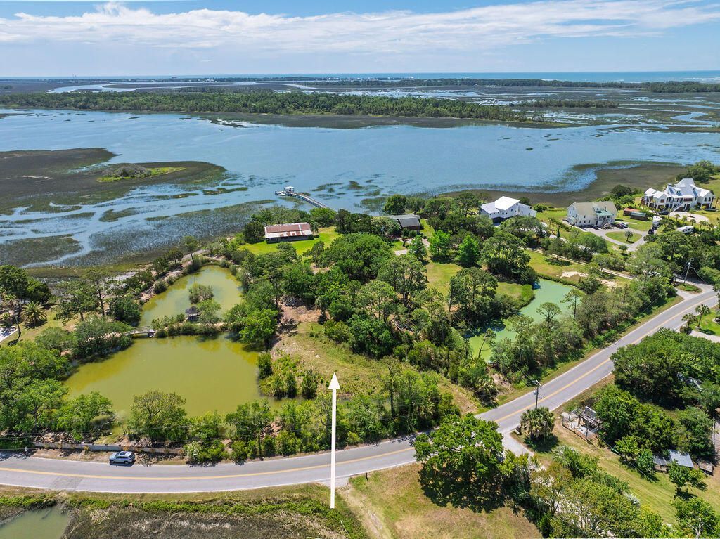 2363 Sol Legare Road Photo 12
