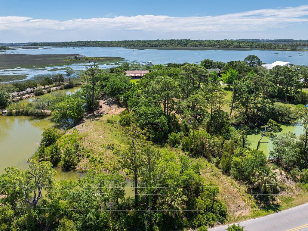 2363 Sol Legare Road Photo 32