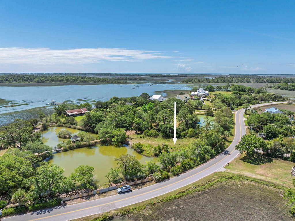 2363 Sol Legare Road Photo 8