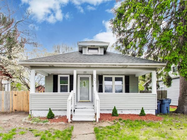 121 Faulknor Street , Michigan City, IN 46360
