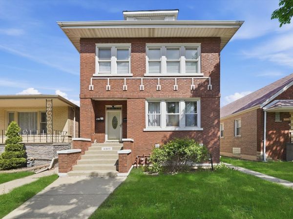 4349 S Komensky Avenue, Chicago, IL 60632