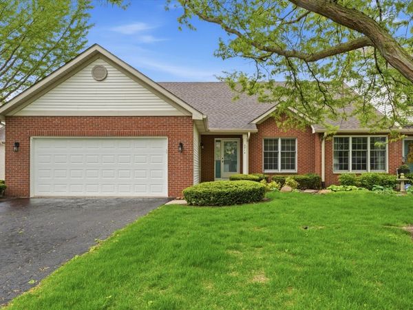 2714 Lake Shore Drive, Joliet, IL 60431
