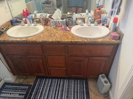 512 Darren Way, Fernley, NV 89408 Photo