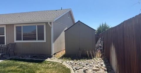512 Darren Way, Fernley, NV 89408 Photo